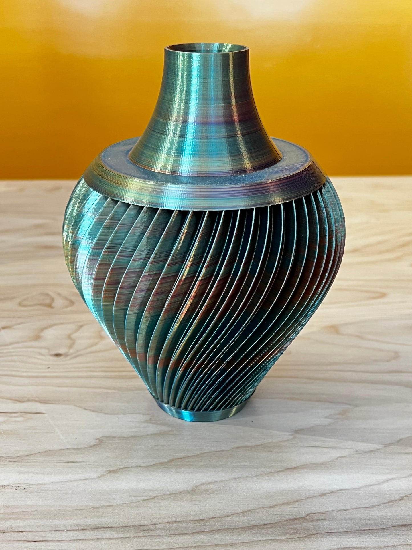 Kumo Vase